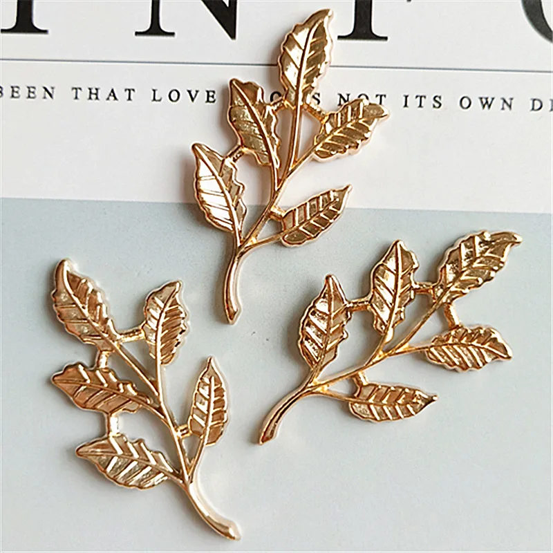 

50pcs/lot Fashion Gold Color Leaf Hollow Leaves Charms Pendant For Necklace wedding Jewelry brooch Accessories
