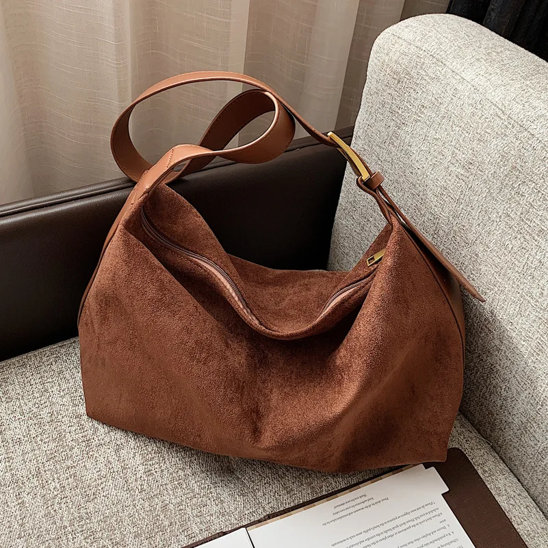 

Matte Leather women shoulder bags Large Capacity 2022 Tend Brand female Crossbody bags Travel big Handbag Casual Hobos Solid
