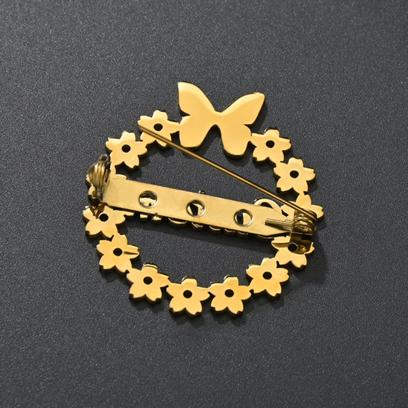 

Sifisrri Custom Name Butterfly Brooches Gold Stainless Steel Personalized Arabic Name Flower Pins For Women Girls Wedding Gift