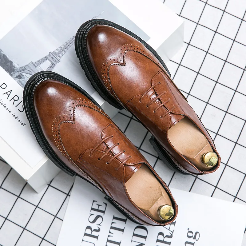 

British Style Wedding Party High Quality Male Shoe Bullock Oxford Shoes Carved Office Business Luxurious Men's Men Casual