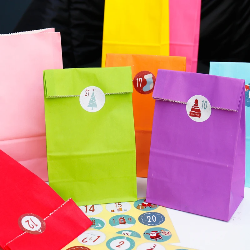 

24 набора конфетных цветов, пустой бумажный пакет, цветной бумажный Подарочный конверт с наклейками с цифрами календаря, рождественские при...