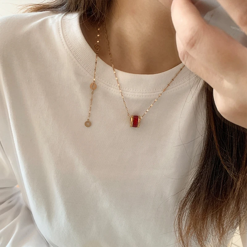 Простое изящное маленькое ожерелье в стиле интернет знаменитостей для женщин