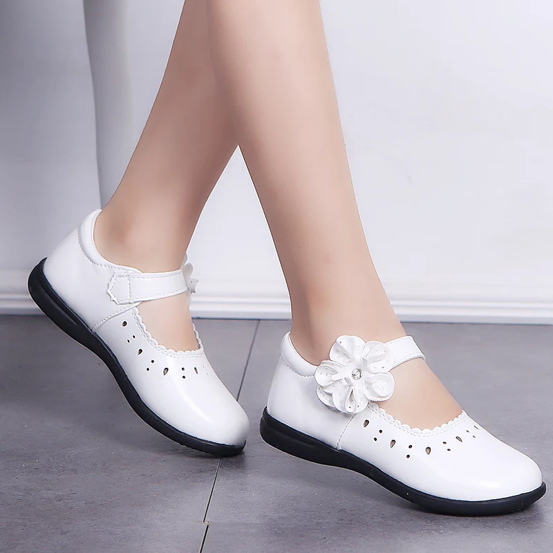 

Туфли из лакированной кожи для маленьких девочек, Размеры 26-36, весна-осень, черные/красные/розовые туфли принцессы с мягкой плоской подошвой...