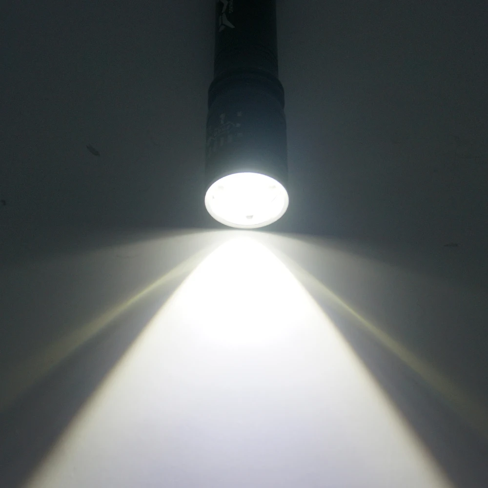 Aukelly Waterproof LED Diving Flashlight Underwater Zoomable Torch Lamp Portable rechargable scuba Light Use AAA/18650 Battery | Освещение