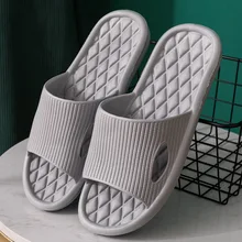 Men Indoor Home Slippers Summer Non-slip Flip Flops Bath Slippers Couple Family Flat Shoes Hotel Sandal Slides 