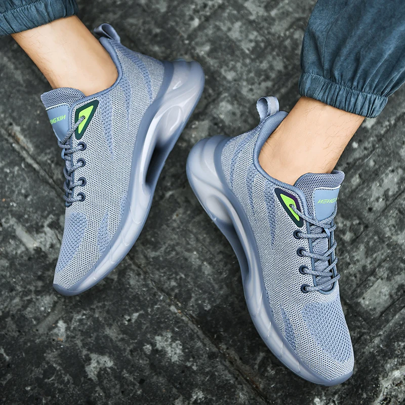 

Large size sports shoes men's running black sports shoes outdoor running tennis sports shoes fitness X192