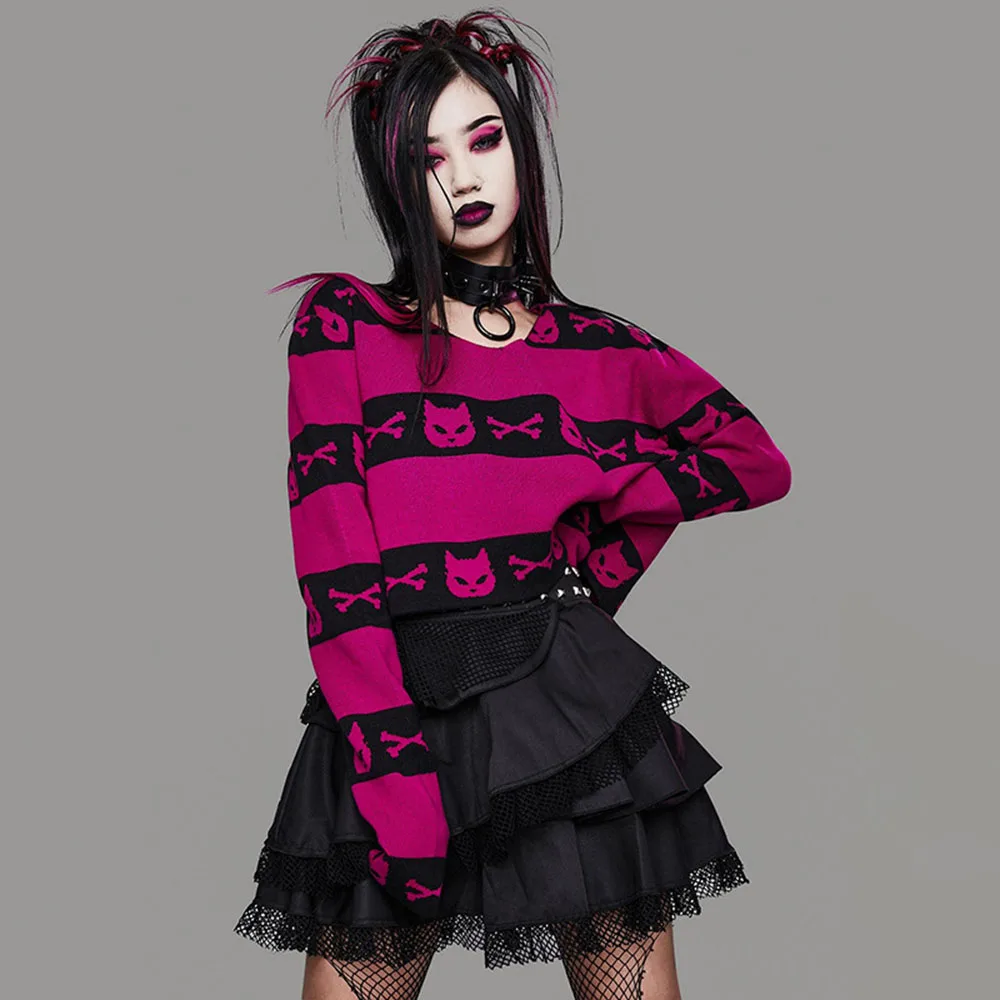 

Women's Autumn Pullover Sweater Dark Punk Gothic Casual Style Contrast Long-sleeved Short Cat Graffiti Print Warm Knitted Top