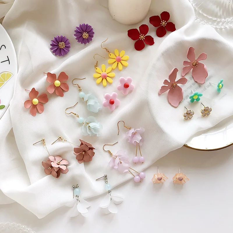 Новейшие дизайнерские женские металлические корейские серьги-гвоздики из