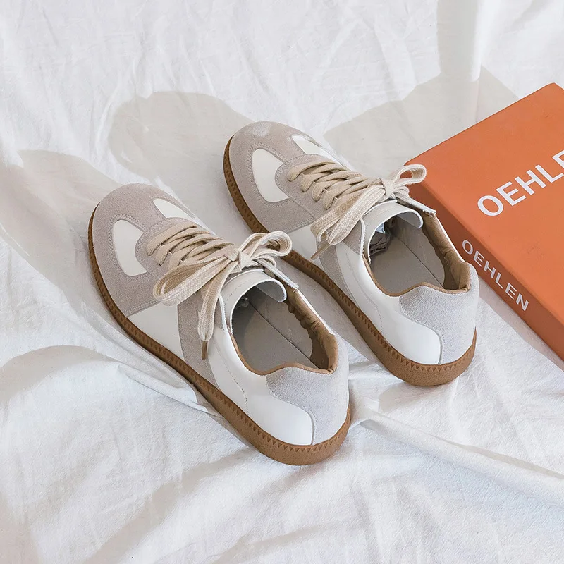 

Brand 2021 Shoes for Women Sneakers Low (1cm-3cm) Lace-up Breathable Casual Women Shoes Fashion Plus Size 44 Couple Shoes Women