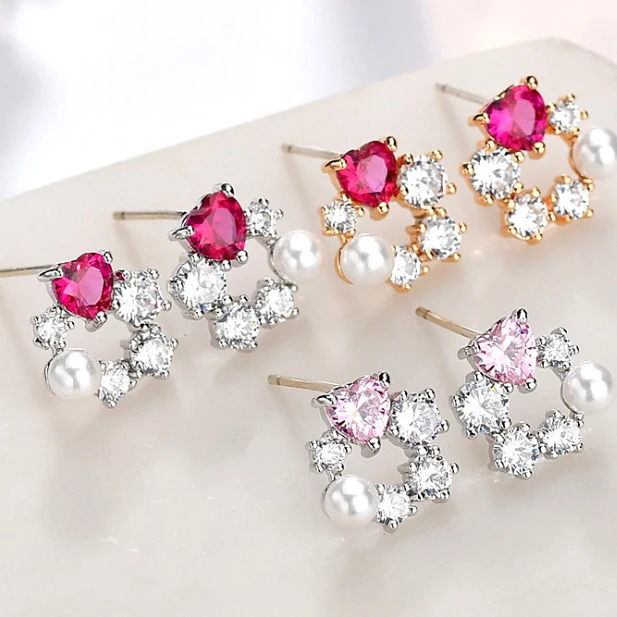 

Изысканные серебряные серьги-иглы для девушек с красным корундом и жемчугом