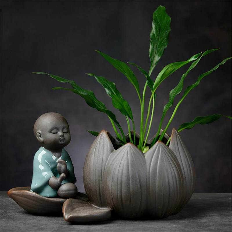 Pаспродажа Креативный маленький монах, дзен, керамические Гидропонные суккуленты, цветочный горшок, фиолетовая глина, ваза для цветов, маленькие украш... Цена Креативный маленький монах, дзен, керамические Гидропонные суккуленты, цветочный горшок, фиолетовая глина, ваза для цветов, маленькие украш...