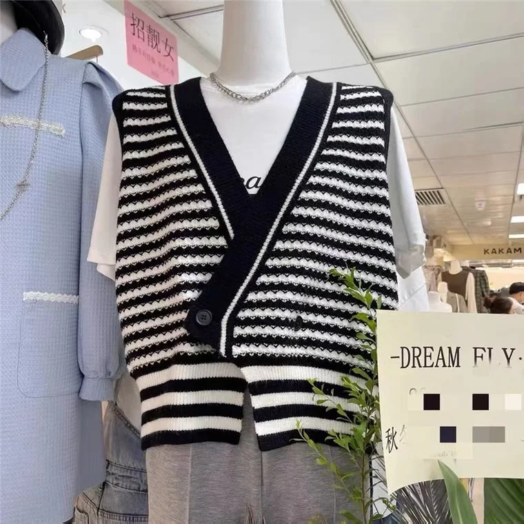 

2021 Autumn Retro Straight Short Color Stitching No