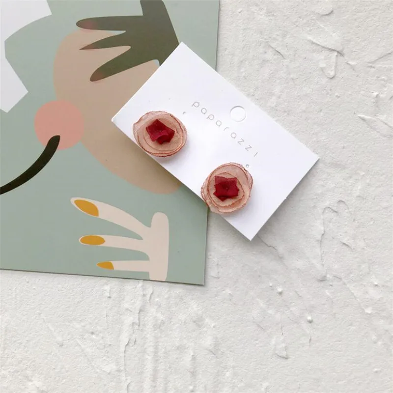 Ins стильные женские серьги-гвоздики ручной работы из мягкой пряжи в виде цветка