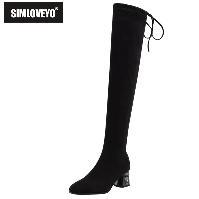 

SIMLOVEYO 2021 женские сапоги выше колена с круглым носком на массивном каблуке из флока с замшевой кожаной лентой сапоги вые довые S2703
