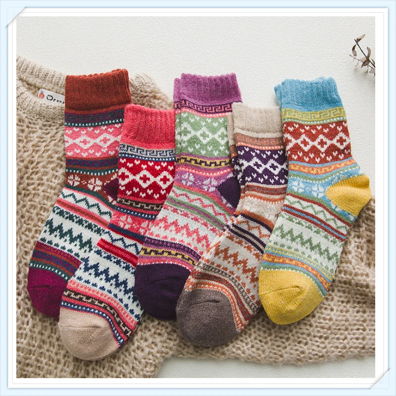 

Зимние Мультяшные женские носки из чистого хлопка с шерстью 3D носки пять цветов из чистой шерсти женские носки зимние для женщин