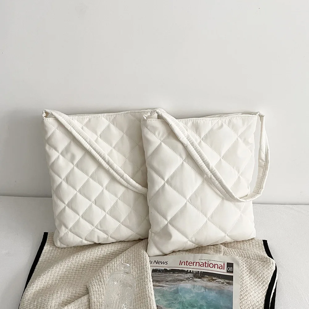 

Fashion Embroidery Thread Quilted Top-Handle Bag Large Capacity Shopping Handbag Pure Color Shopping Bag for Girls