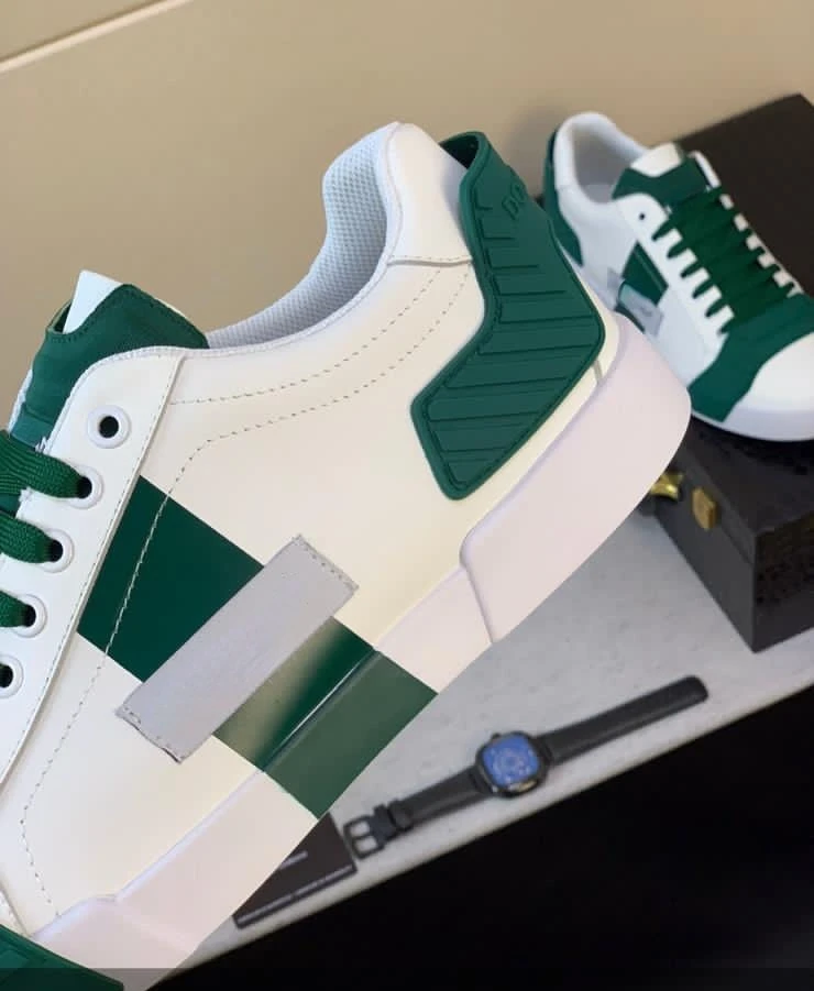 

Кроссовки обувь