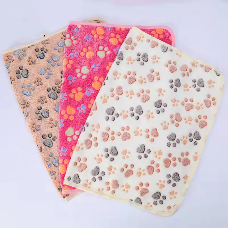 

Coral fleece blanket warm cushion pet small quilt cat and dog warm nest pad autumn and winter new pet blanket pet