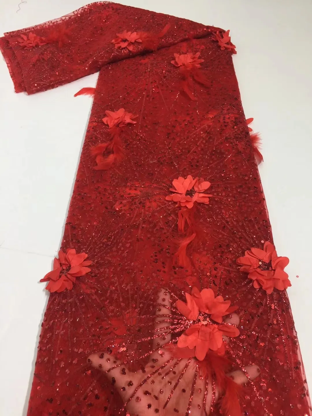 

Fashion Sequins Lace 3d Embroiderye Fabric With Sequins For Woman Dress Dress Luxury Evening Mesh Dress French Lace 5 yards