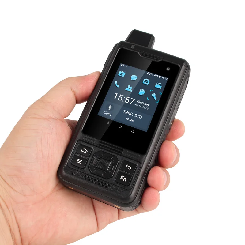 Рация UNIWA B8000 IP68 экран 2 4 дюйма мобильный телефон POC MT6739 Android 8 1 4G LTE четырёхъядерный