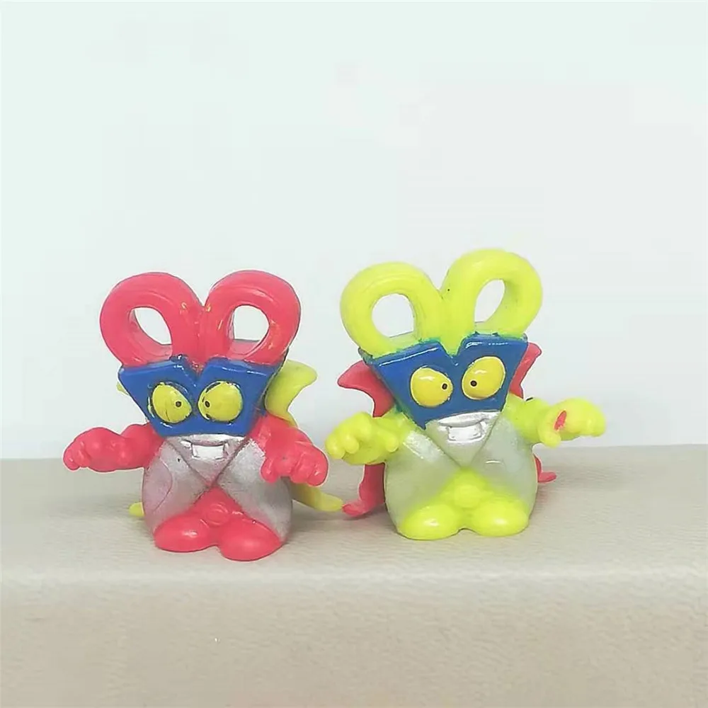 2pcs MAD BLATES Ультра Редкие Супергерои 3 Аниме мусорные куклы ENIGMA фигурки из золота и серебра Super zings 3 см резиновая модель мусорная игрушка детский подарок - Цвет: 2pcs MAD BLATES
