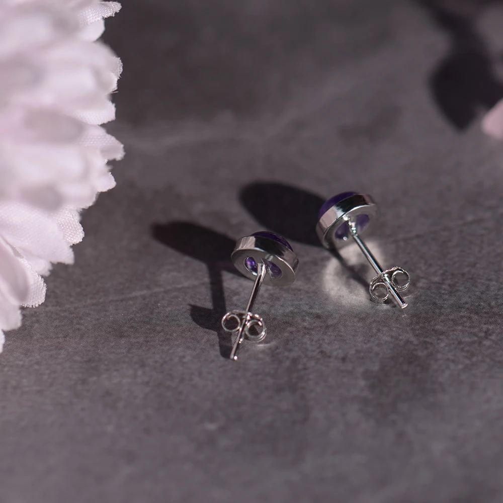 Женские серьги-гвоздики ITSMOS из серебра 925 пробы с натуральным аметистом |