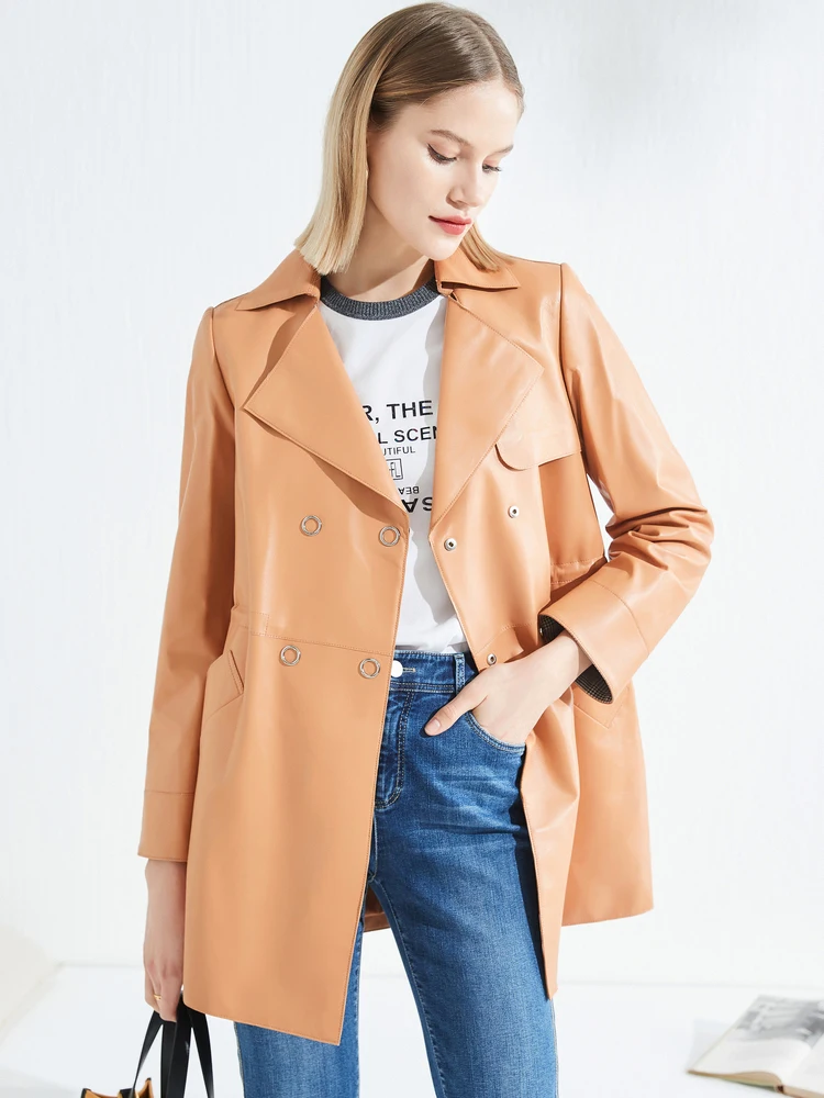 

Women's clothing of the same style in shopping mall