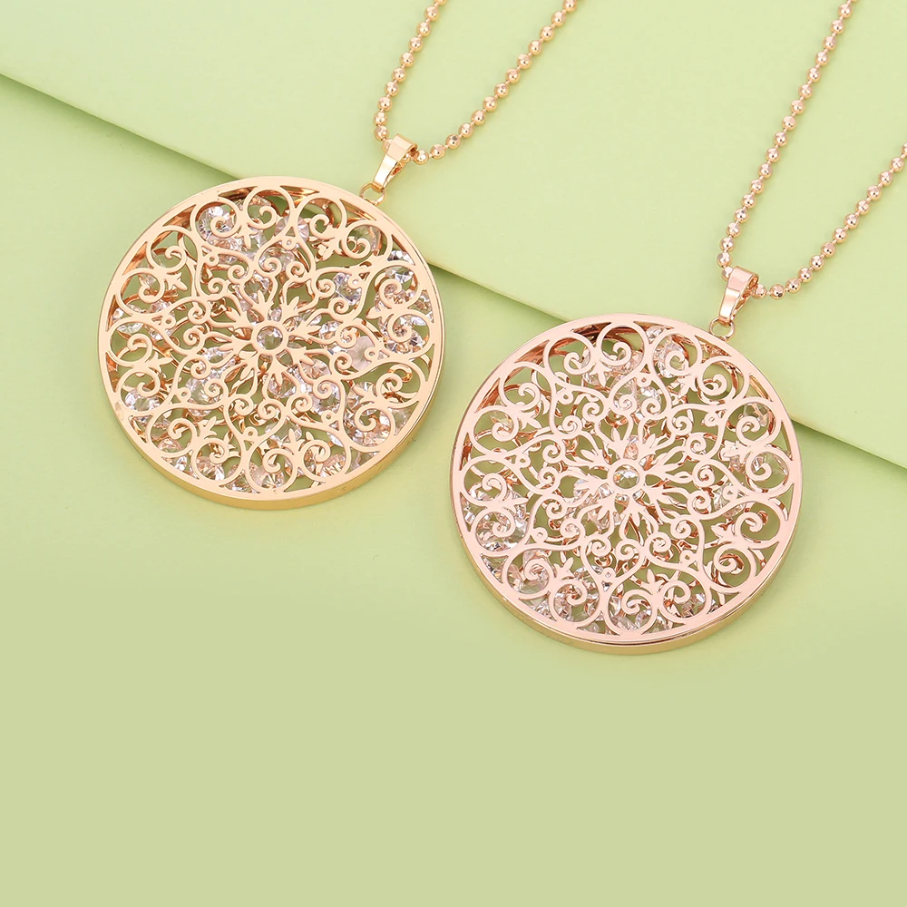 Женское длинное ожерелье с круглым кулоном серебристая цепочка геометрическим