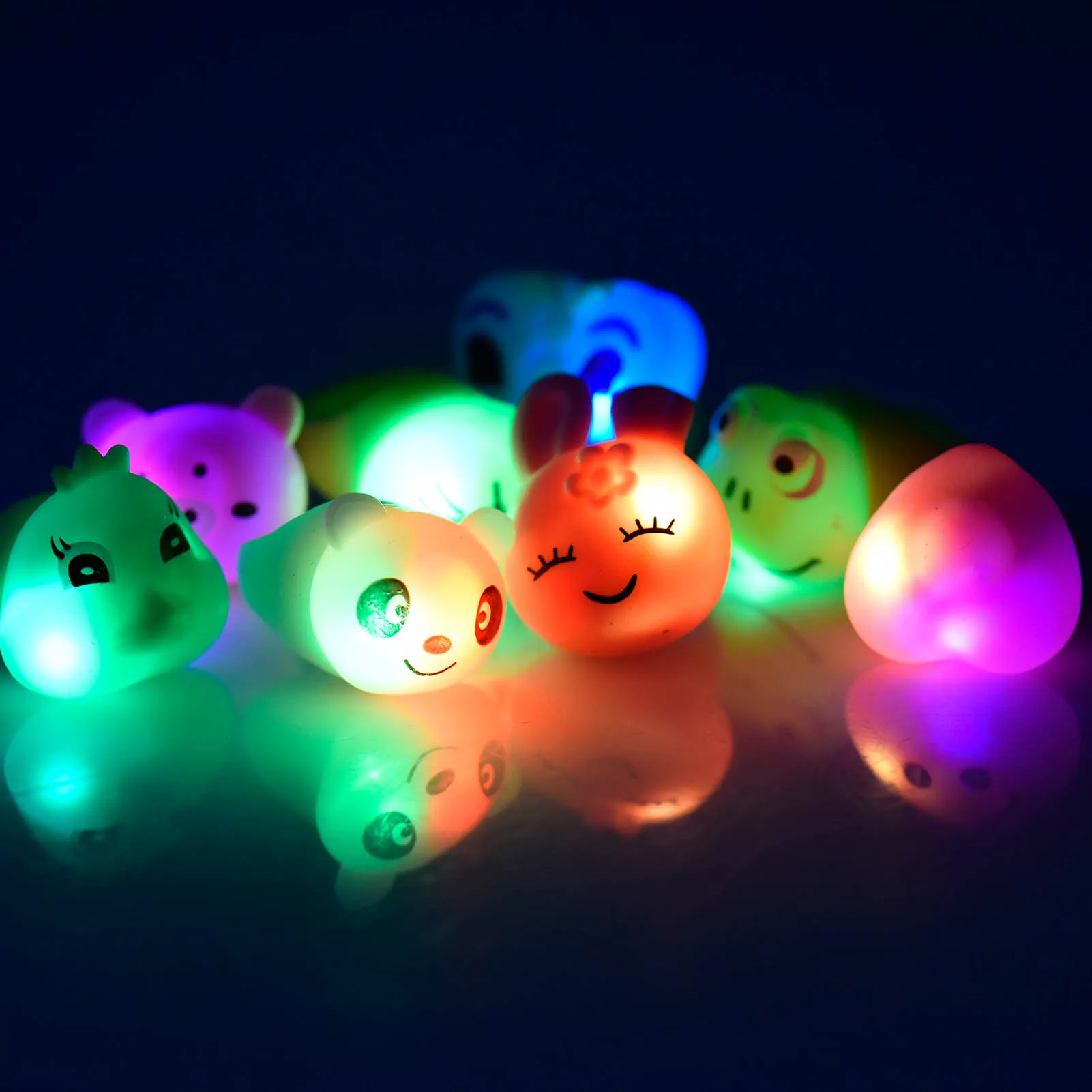 

Light Up Rings LED Flashing Glow Finger Ring Kids Play Toys LED Flashing Glow In Dark Animal Ring Flashing Finger Light