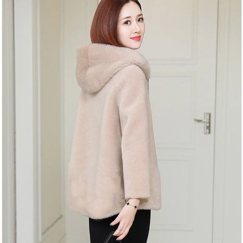 Женское зимнее меховое пальто из натуральной шерсти куртка с овчиной женские