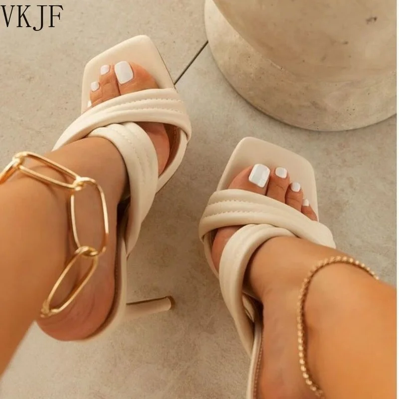 

Женские босоножки на высоком каблуке 11,5 см