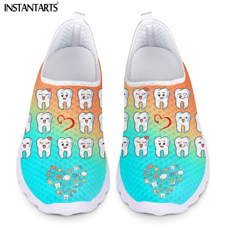 

Женские туфли INSTANTARTS на плоской подошве, милые и забавные Летние Повседневные Легкие кроссовки без шнуровки с принтом зубов, дышащая мягкая ...