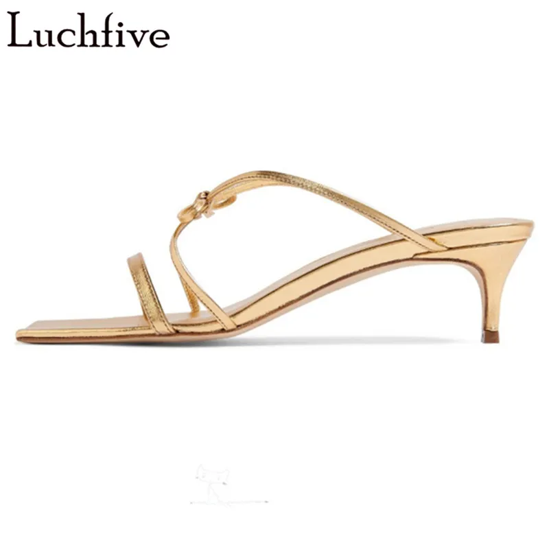 Женские шлепанцы с бантом на ремешке модельные туфли каблуке котятами сланцы