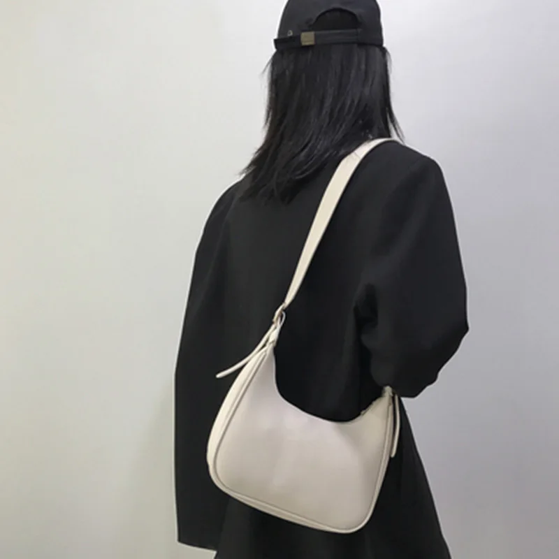 

Solid Color PU Leather Half Moon Bags for Women 2021 Fashion Shoulder Crossbody Handbags Ladies Daily Street Fanny Packs