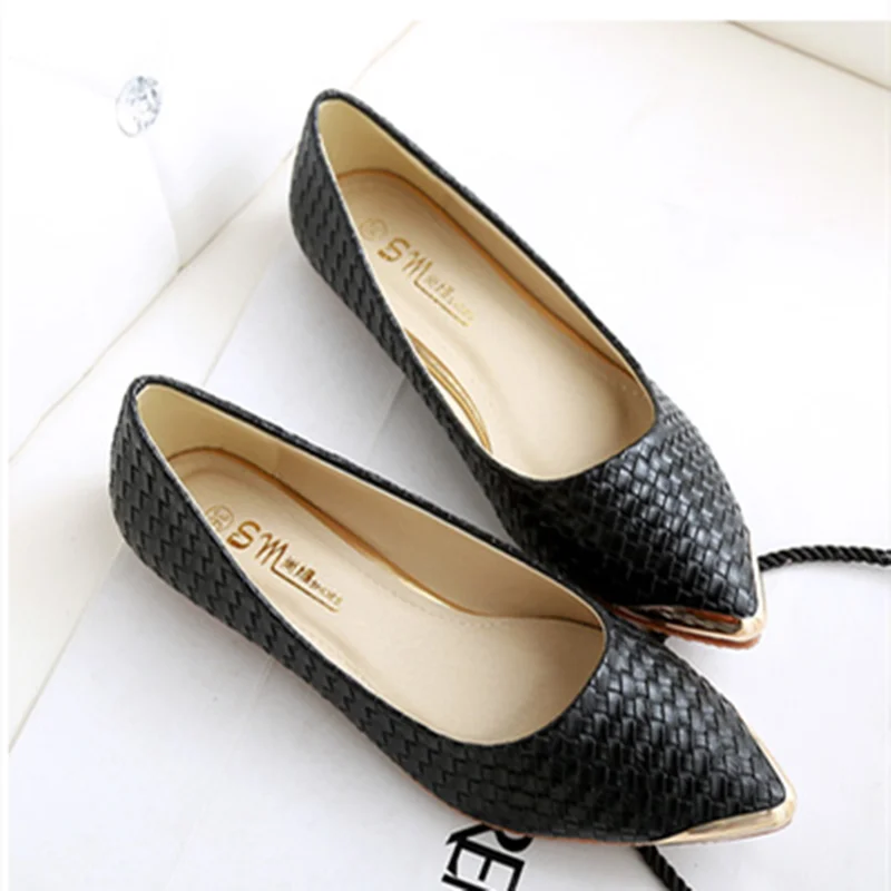 Женские блестящие туфли на плоской подошве с острым носком размера плюс г. лоферы