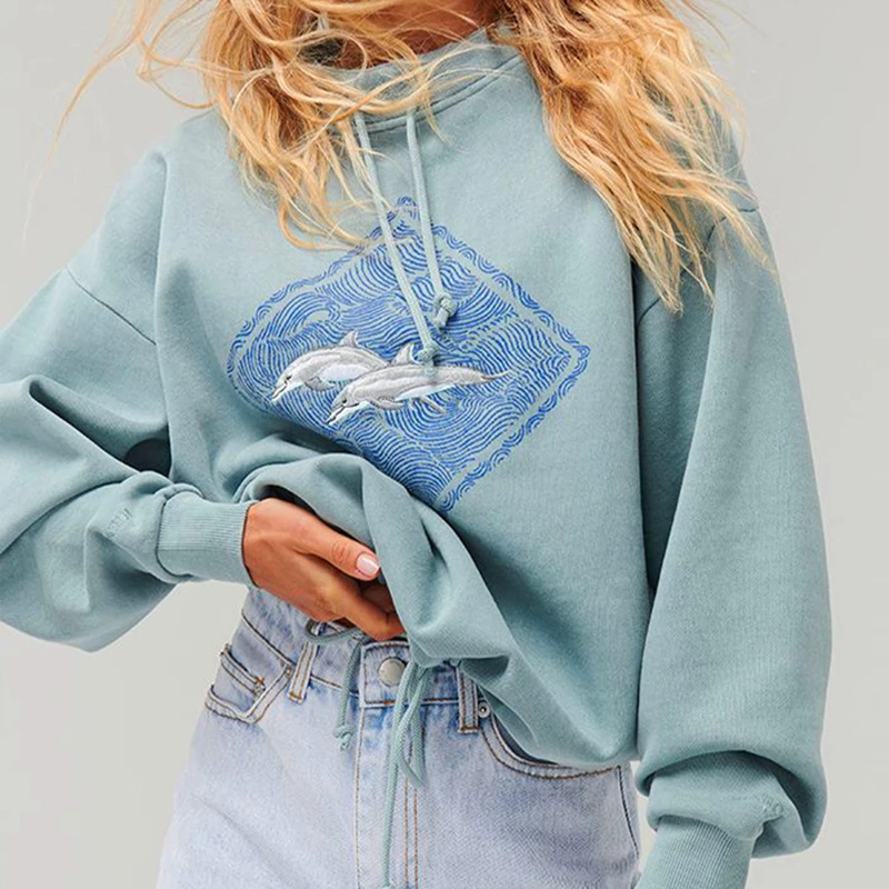 

Light Blue Retro Aesthetic Whale Printed Sweatshirt Women Plus Size Hoodies Casual Sweet Girl Korean Fashion Streetwear Clothes