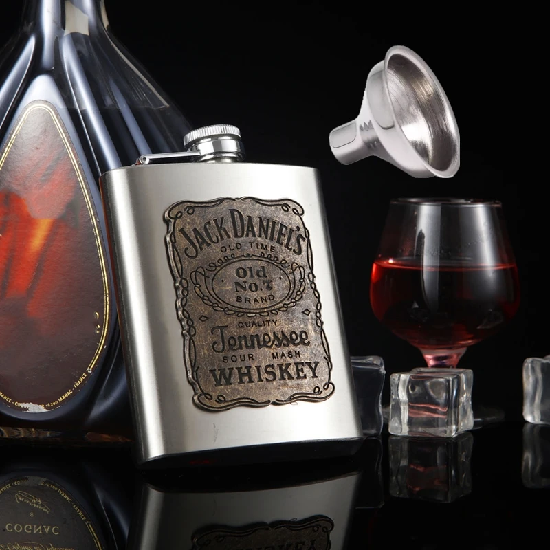 

7oz Stainless Steel Engraved Hip Flask Vodka Wine Pot Portable Flagon + Funnel Outdoor Camping Liquor Flagons Men Christmas Gift