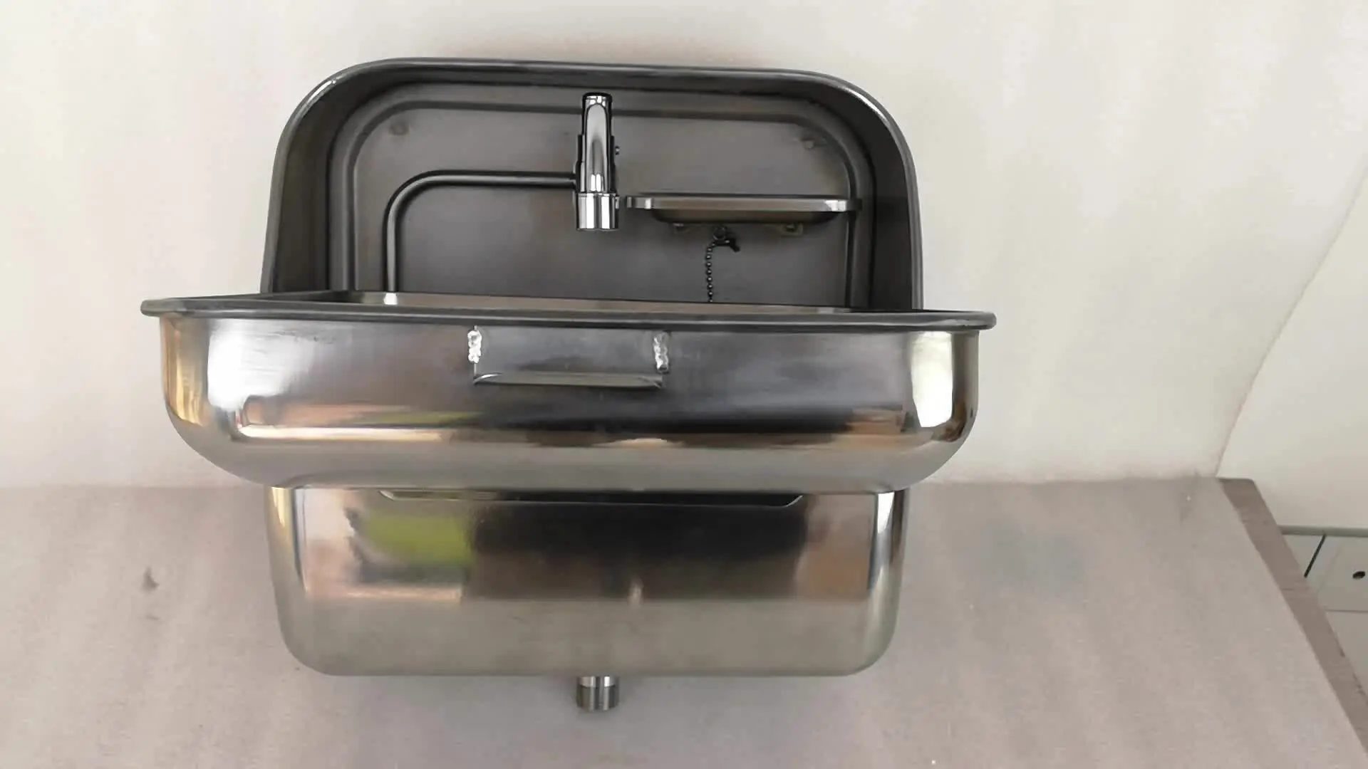

RV Boat SS Folding Sink with Integrated Faucet 370*390*180/375mm GR-595