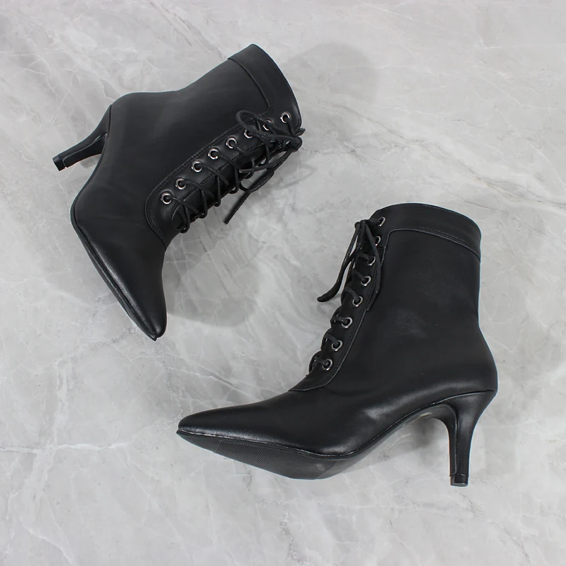 

Ботинки 2021 Зимние Модные Черные ботильоны из искусственной кожи на высоком каблуке с острым носком и ремешком уличные женские ботинки март...