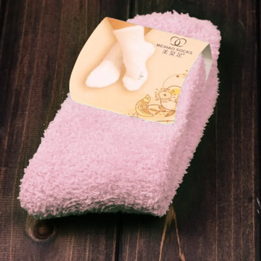 

2021 New Hot Home Women Girls Soft Bed Floor Socks Warm Winter Pure Color Fluffy Socks Floor carpet solid color towel socks L4