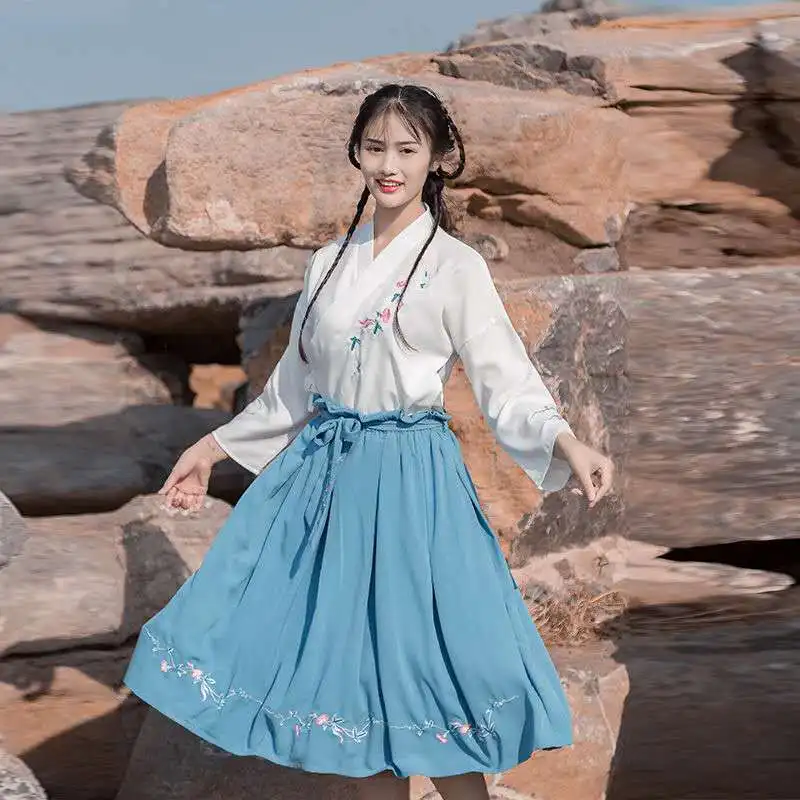 Женская обувь Весенняя Повседневная Hanfu Мода Традиционный китайский костюмы в