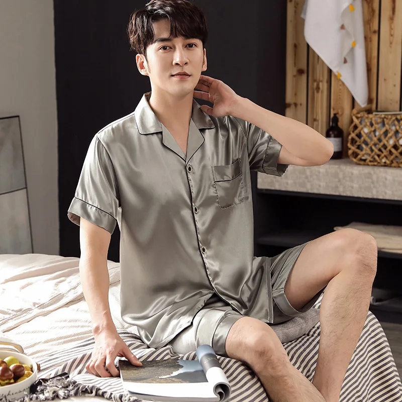

Pijama Hombre Silk Pajamas Korean Summer Short Schlafanzug Button Up Pajama Set Pijamas Hombre Verano Manga Corta Roomwear