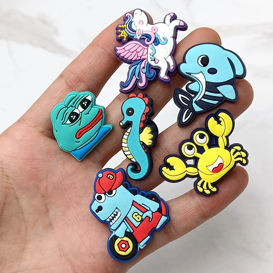 

1Pcs PVC Shoe Buckle Accessories Funny DIY Cartoon Animal Pegasus Dolphin Frog Shoe Buttons Decoration Jibz For Croc Charms Gift