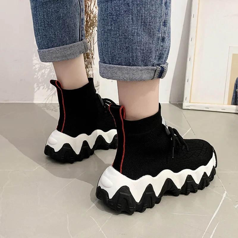 Высокие кроссовки на платформе Женские Дышащие Трикотажные толстой подошве