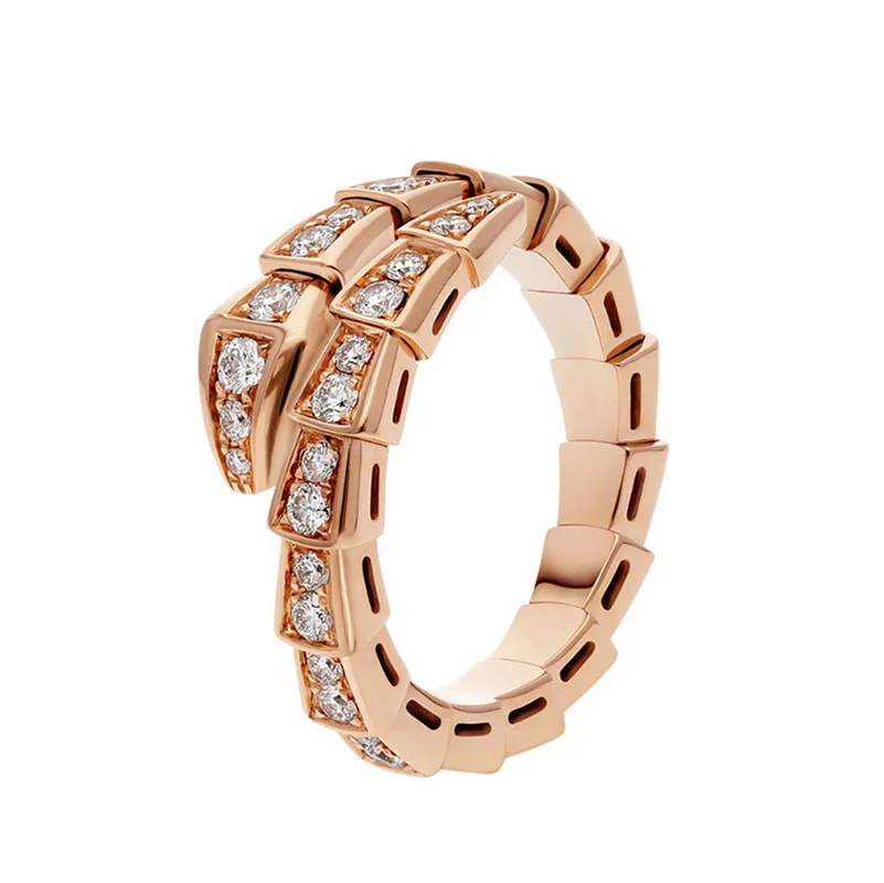 Женское кольцо в виде змеи из серебра 925 пробы с инкрустацией розового золота и