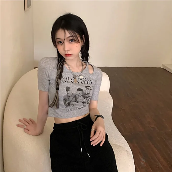 

2021summer New Hollow out Shoulder-Baring Slim Fit Short Slimming Top Women's All-Matching Printed Inner Wear Base T-shirt