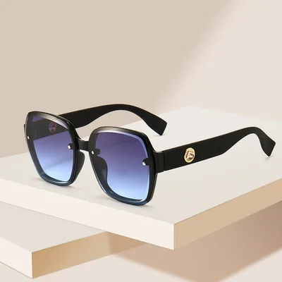 

Fashion Trend Sunglasses For Couple Big Box Sunglasses Anchor Retro Sunglasses Street Shooting Sunshade Mirror Colorful Style