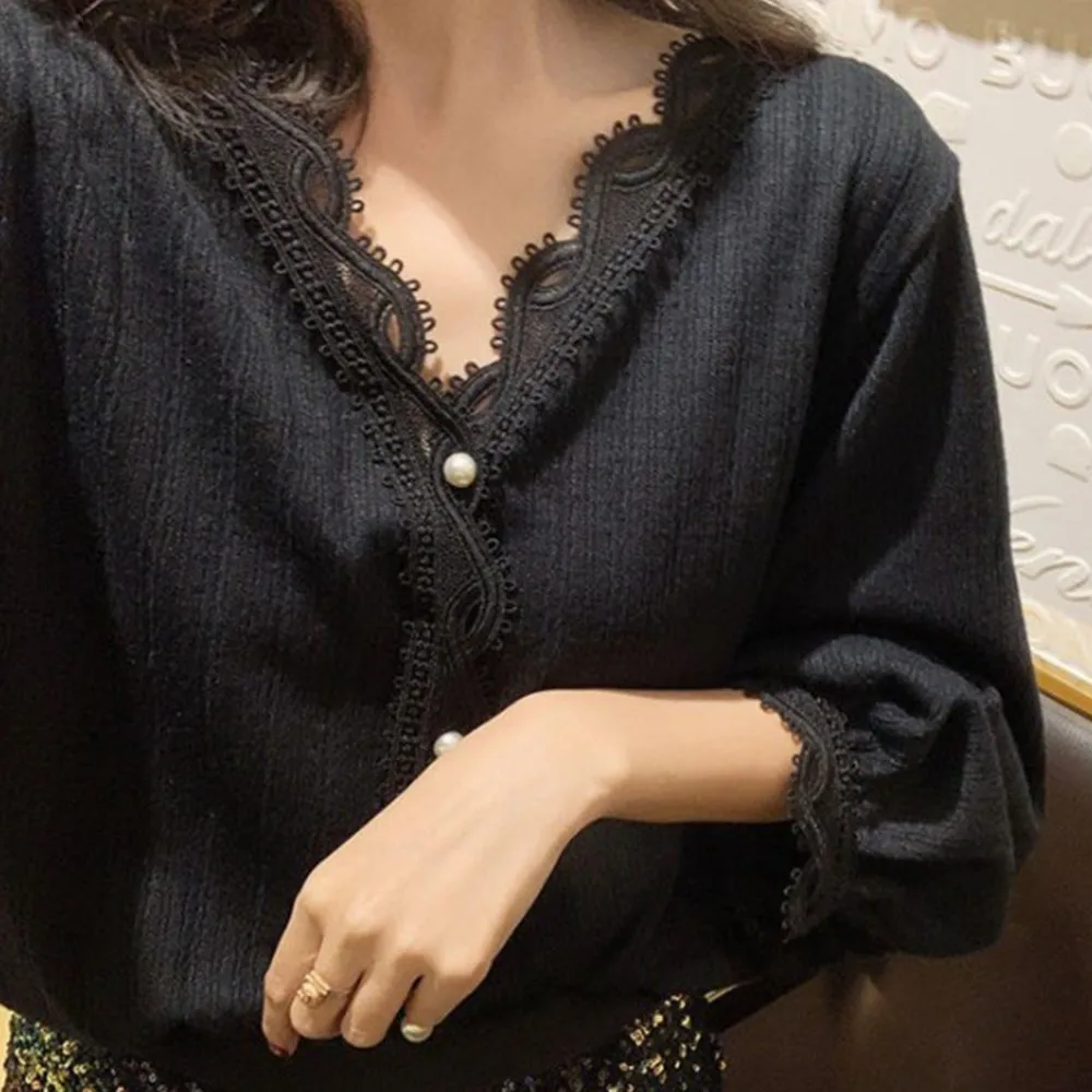 

Women Vintage Knitted Shirts Ladies Casual V-Neck Lace Slim Blouse And Tops 2021 Spring Korean Style Sexy Shirt Female Elegant