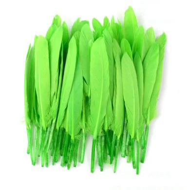 green Красочные гусиные украшения из перьев Детский сад Дети ручной работы творческие художественные принадлежности DIY аксессуары украшения из перьев 100 шт - Цвет: green