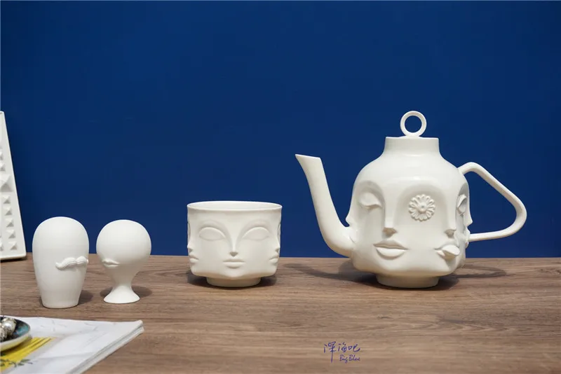 

New Style Many-sided Muse Human Face Porcelain Teapot With Handgrip Adler White Tea Pot Christmas Gifts Art&Craft X5253